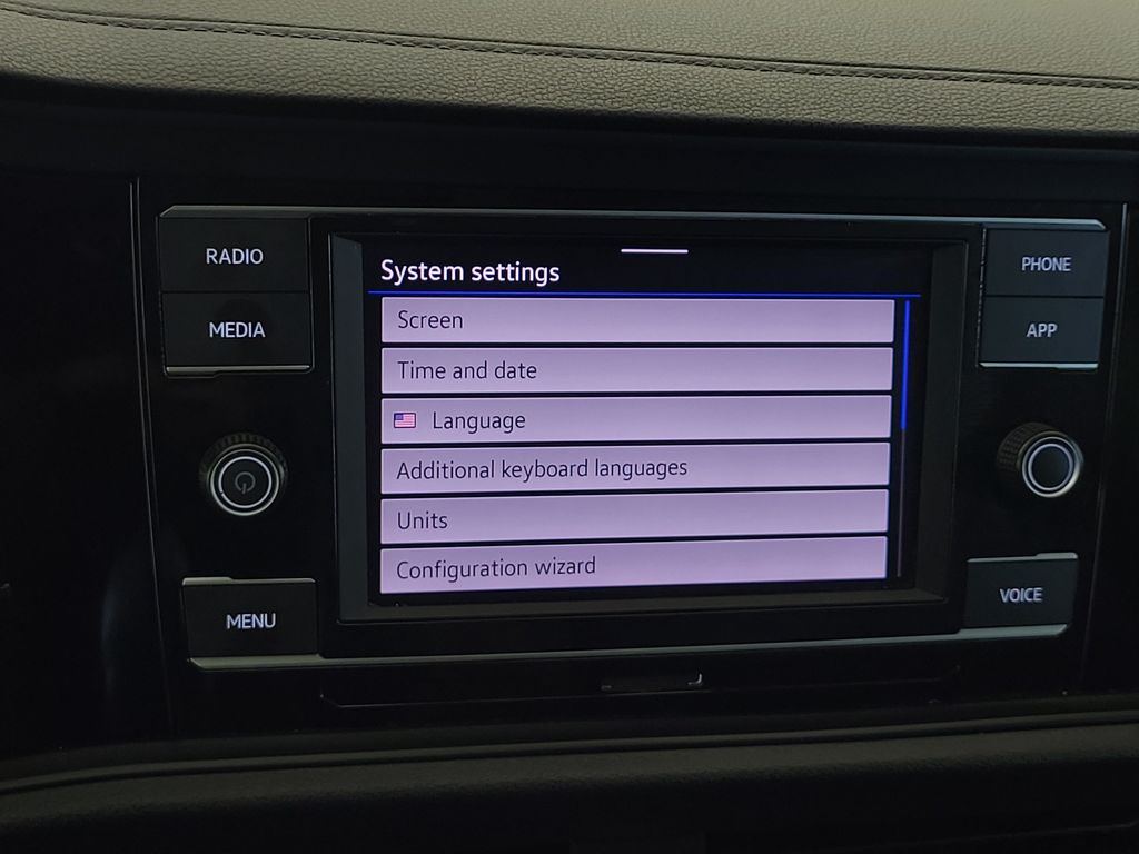 2024 Volkswagen Jetta SE - Photo 19