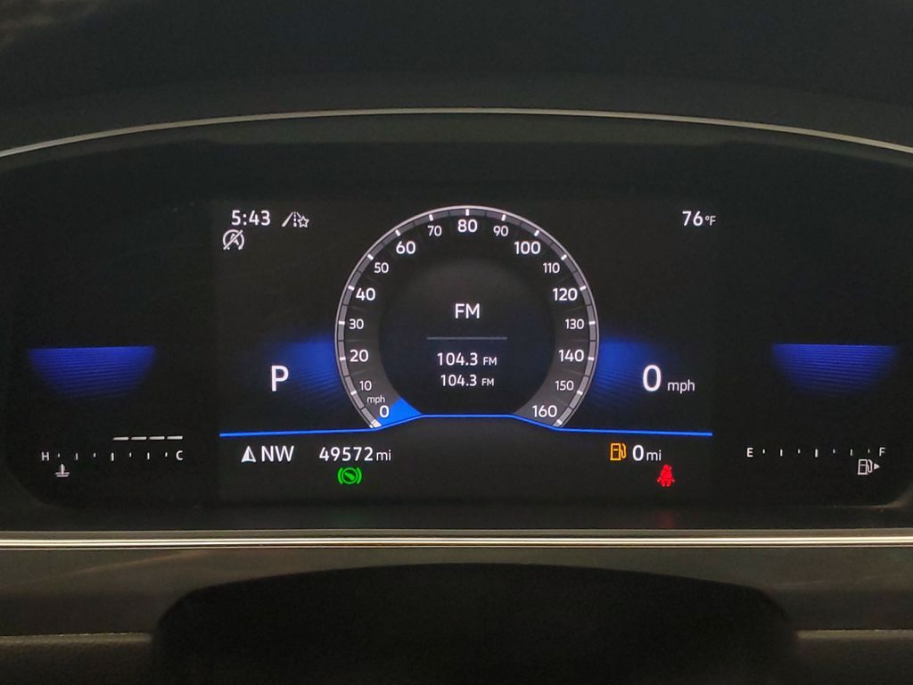 2022 Volkswagen Tiguan SE - Photo 14