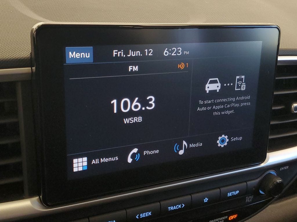 2025 Hyundai Venue SEL - Photo 18