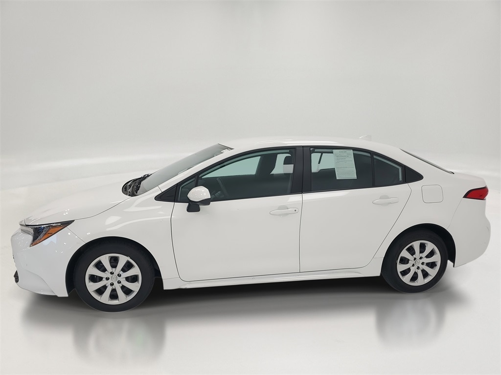 Used 2025 Toyota Corolla LE Sedan