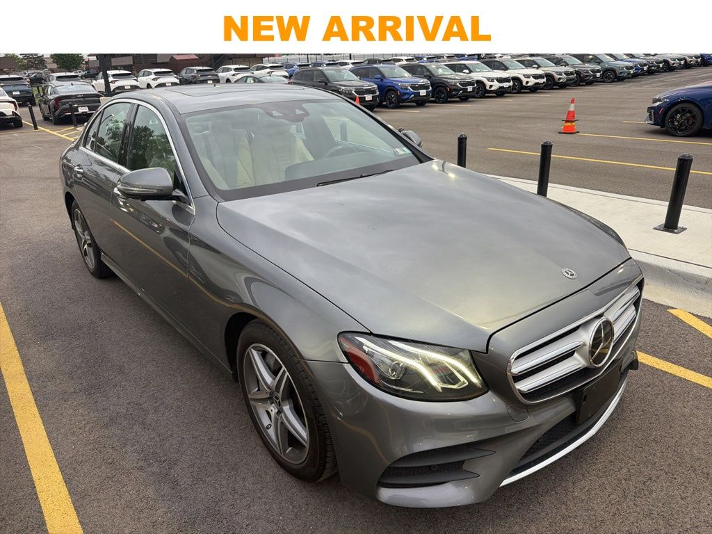 2019 Mercedes-Benz E-Class E300 4MATIC's photo