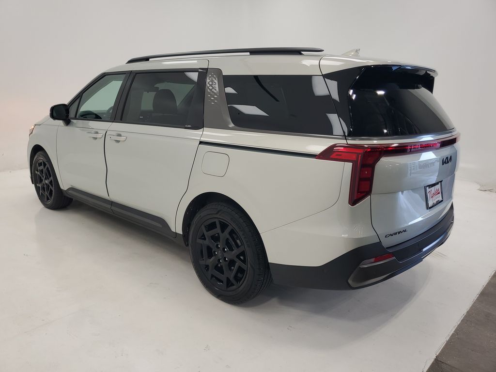 2025 Kia Carnival SX - Photo 6