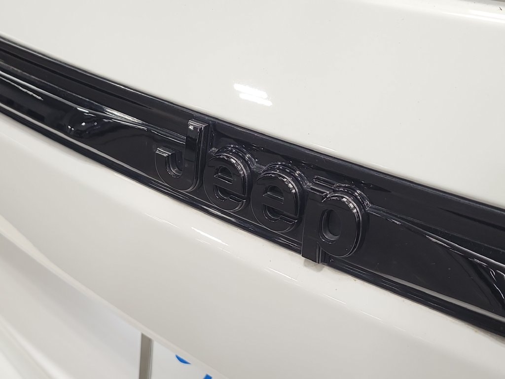 2023 Jeep Grand Cherokee Altitude - Photo 7