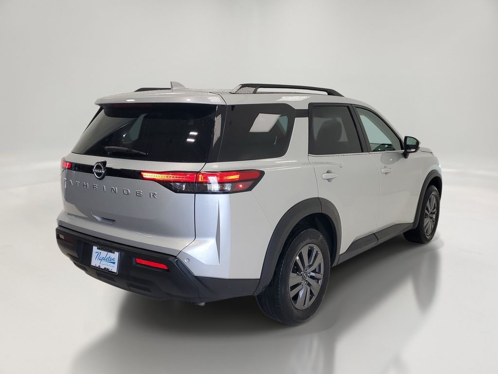 2025 Nissan Pathfinder SV - Photo 5