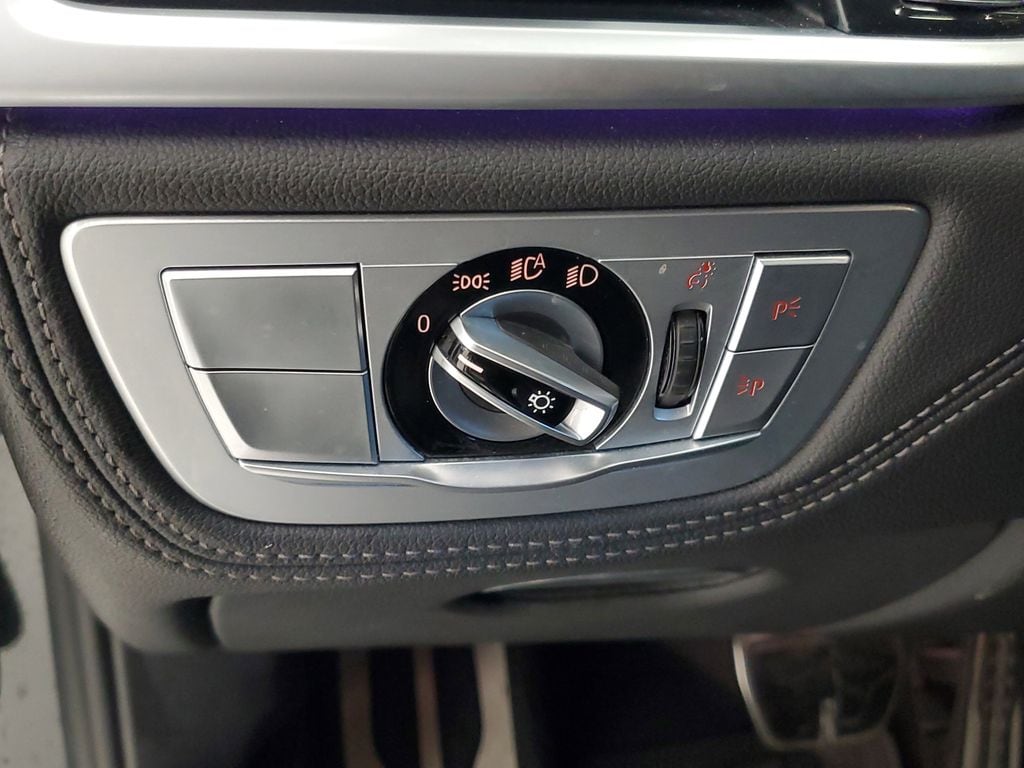 2022 BMW 7 Series 740i - Photo 14