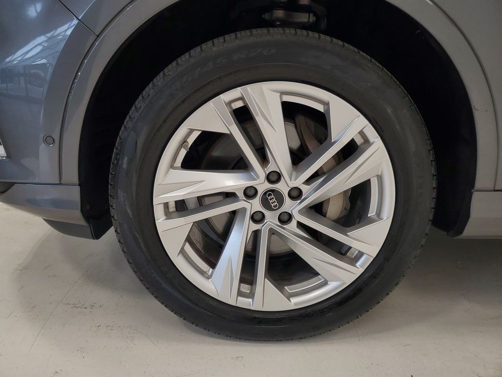 2023 Audi Q7 Premium Plus - Photo 8