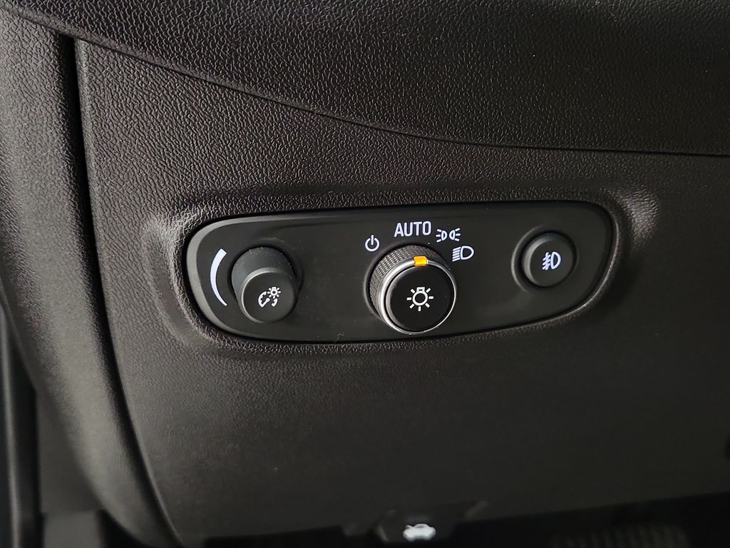 2023 Chevrolet Equinox Premier - Photo 13