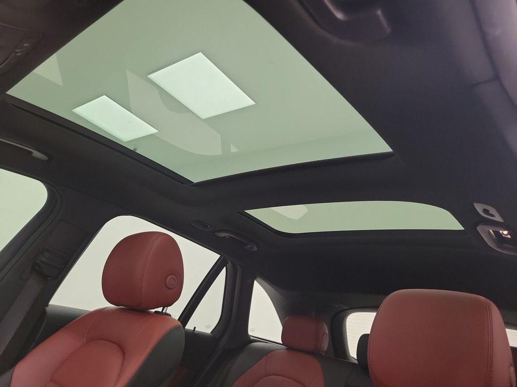 2021 Mercedes-Benz GLC GLC300 - Photo 22