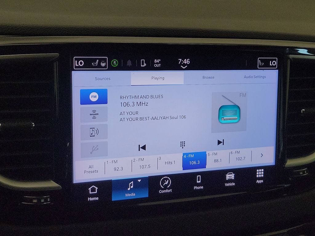 2023 Chrysler Pacifica Touring L - Photo 19