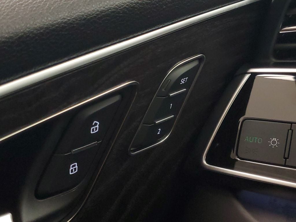 2023 Audi Q7 Premium Plus - Photo 16