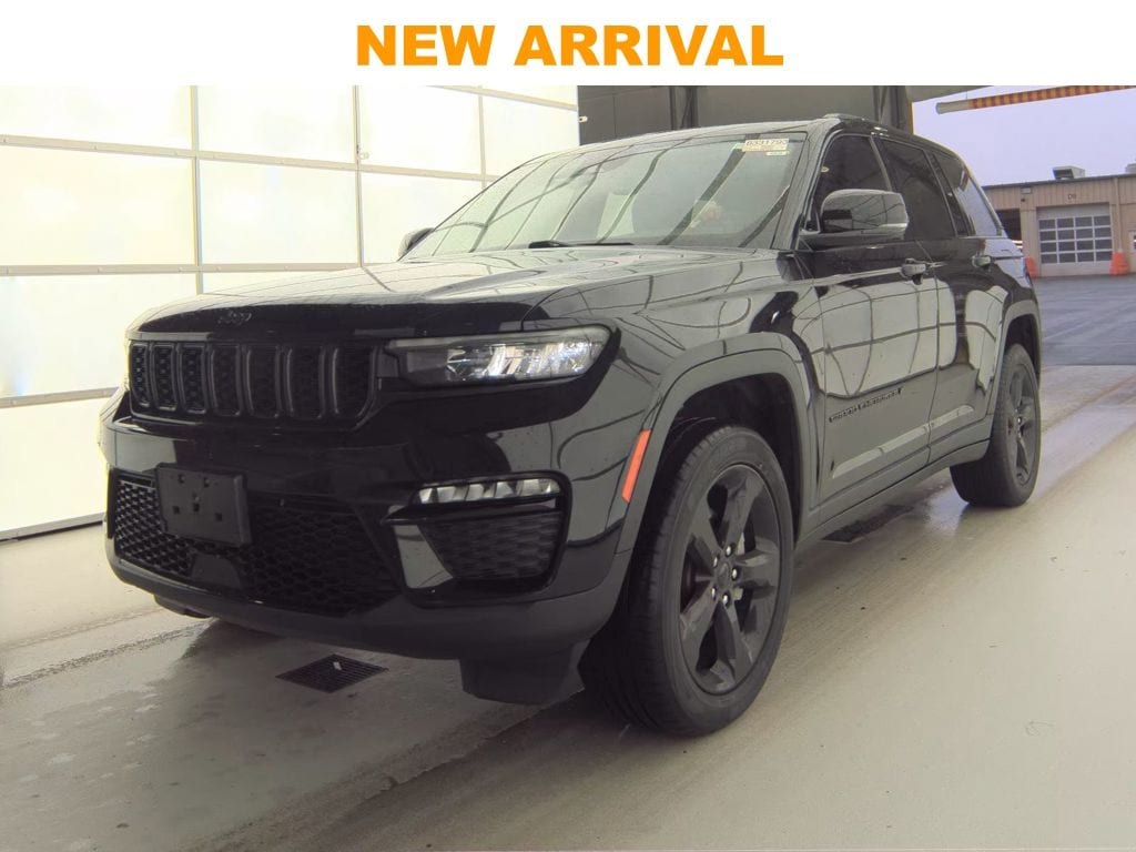 2023 Jeep Grand Cherokee's photo