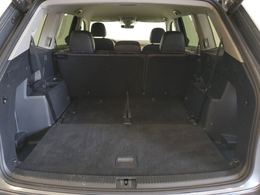 2025 Volkswagen Atlas SE w/Tech - Photo 25