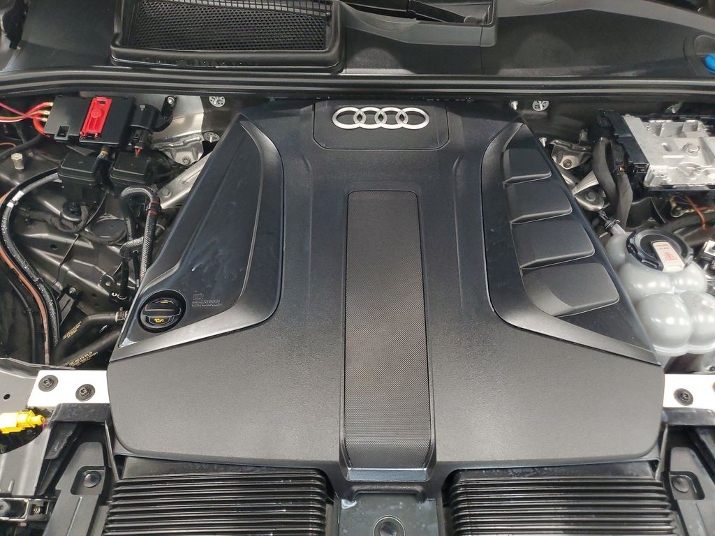 2023 Audi Q7 Premium Plus - Photo 9