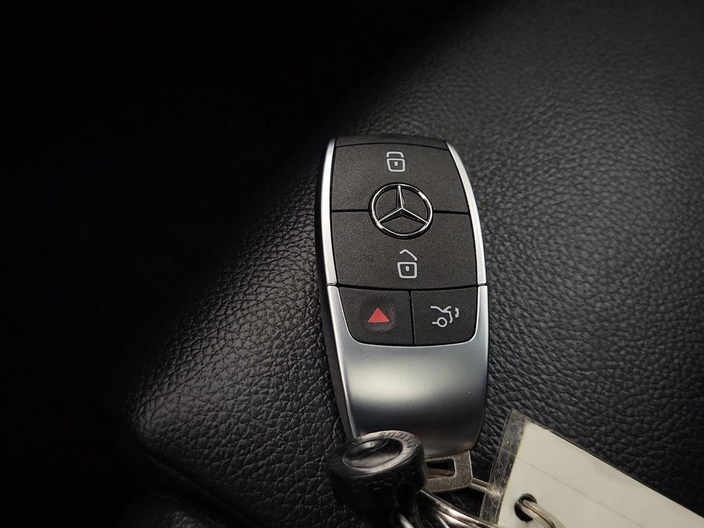 2023 Mercedes-Benz GLB Base - Photo 27