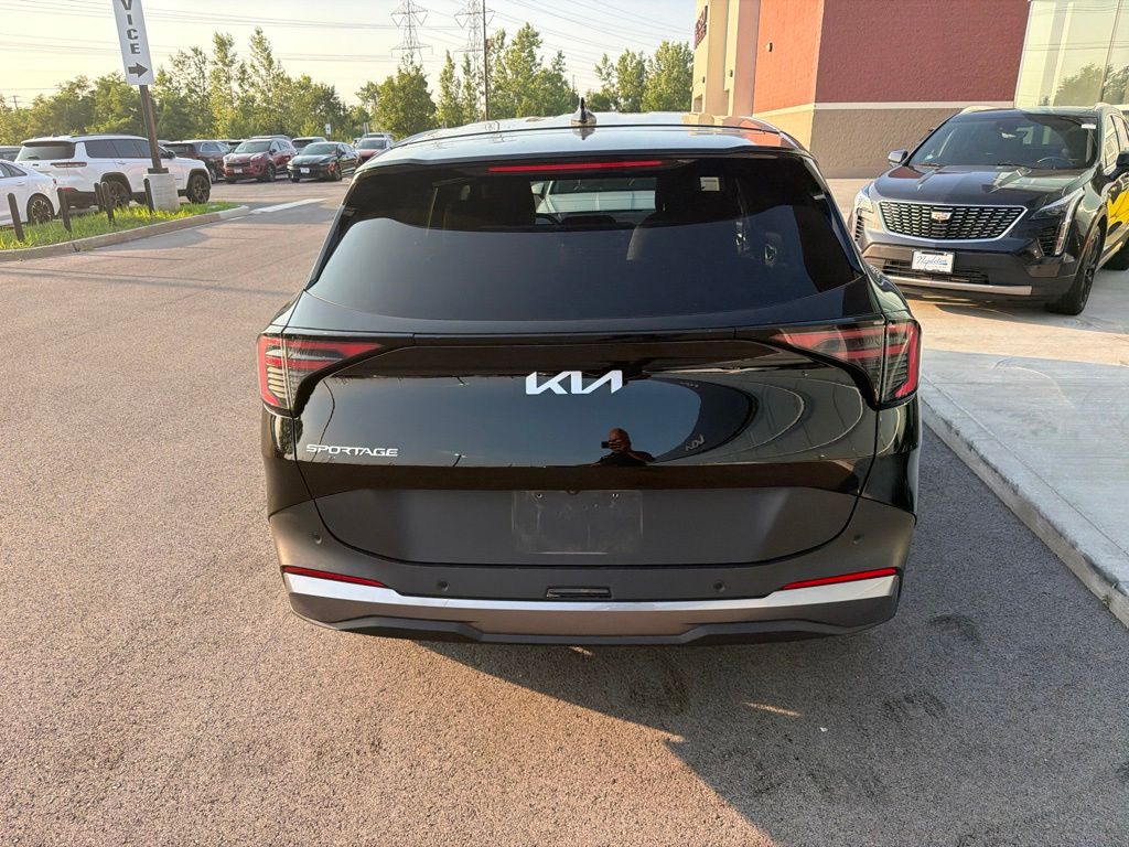 2026 Kia Sportage LX - Photo 5
