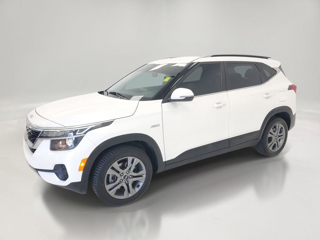 Used 2023 Kia Seltos S with VIN KNDEUCAA1P7465200 for sale in Lansing, IL