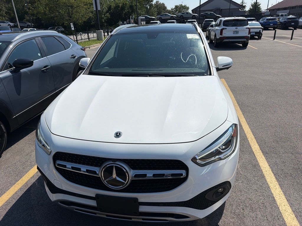2023 Mercedes-Benz GLA Base - Photo 2
