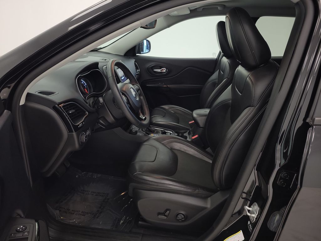 2021 Jeep Cherokee Altitude - Photo 11