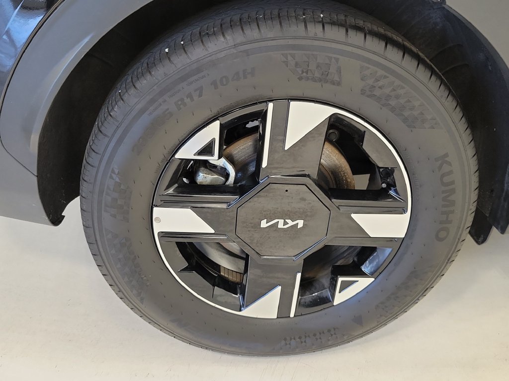2026 Kia Sportage LX - Photo 9