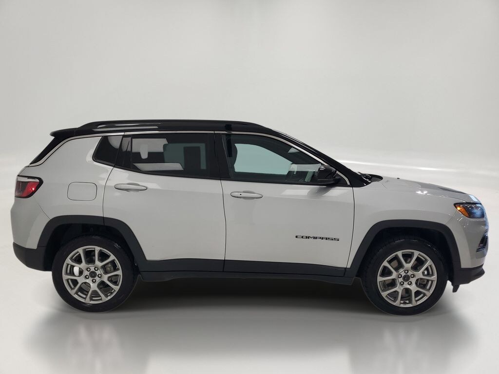 Used 2025 Jeep Compass Limited SUV