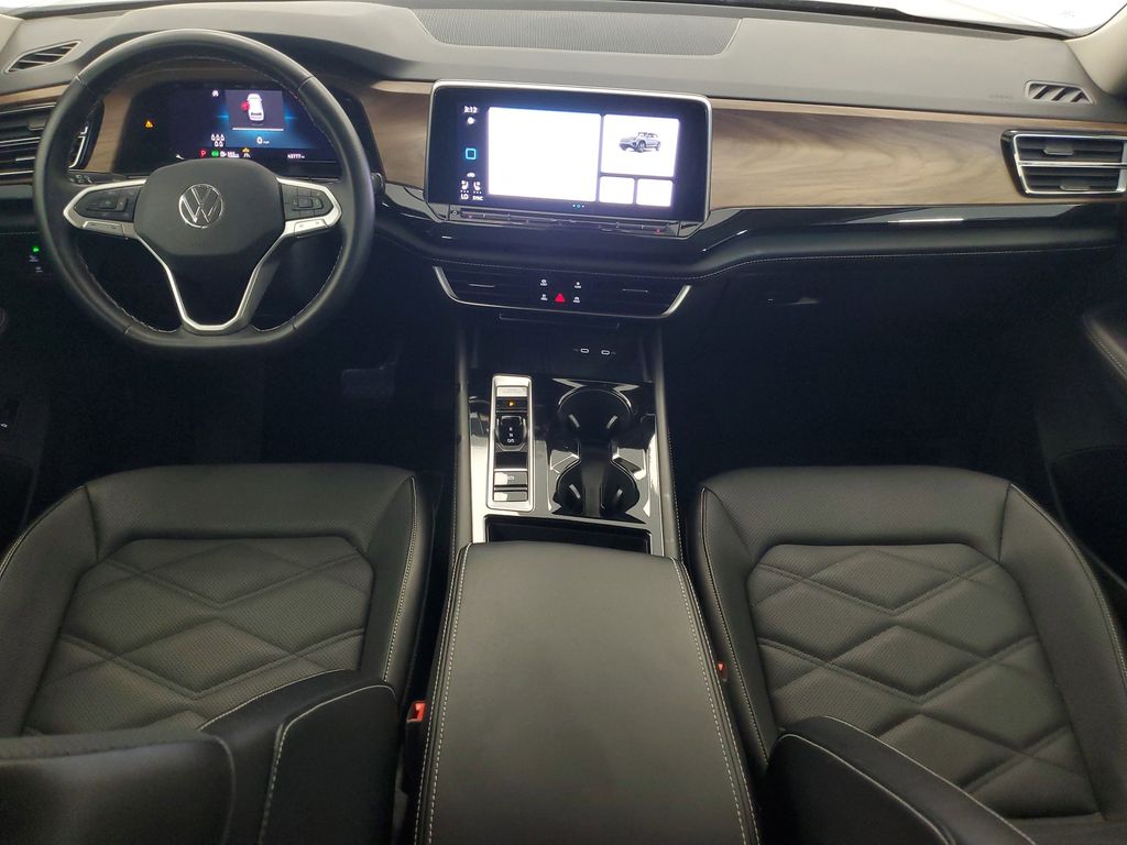 2025 Volkswagen Atlas SE w/Tech - Photo 14