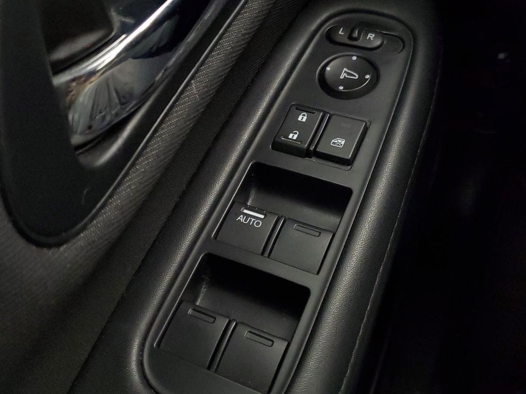 2021 Honda HR-V LX - Photo 17