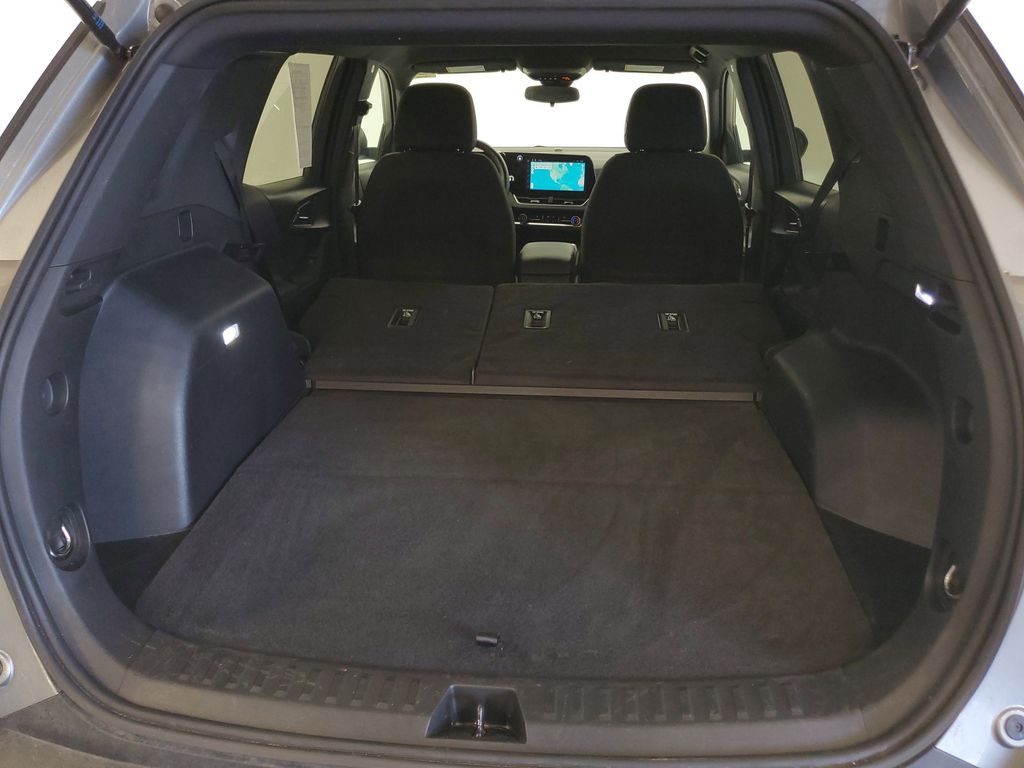 2025 Chevrolet Equinox LT - Photo 28