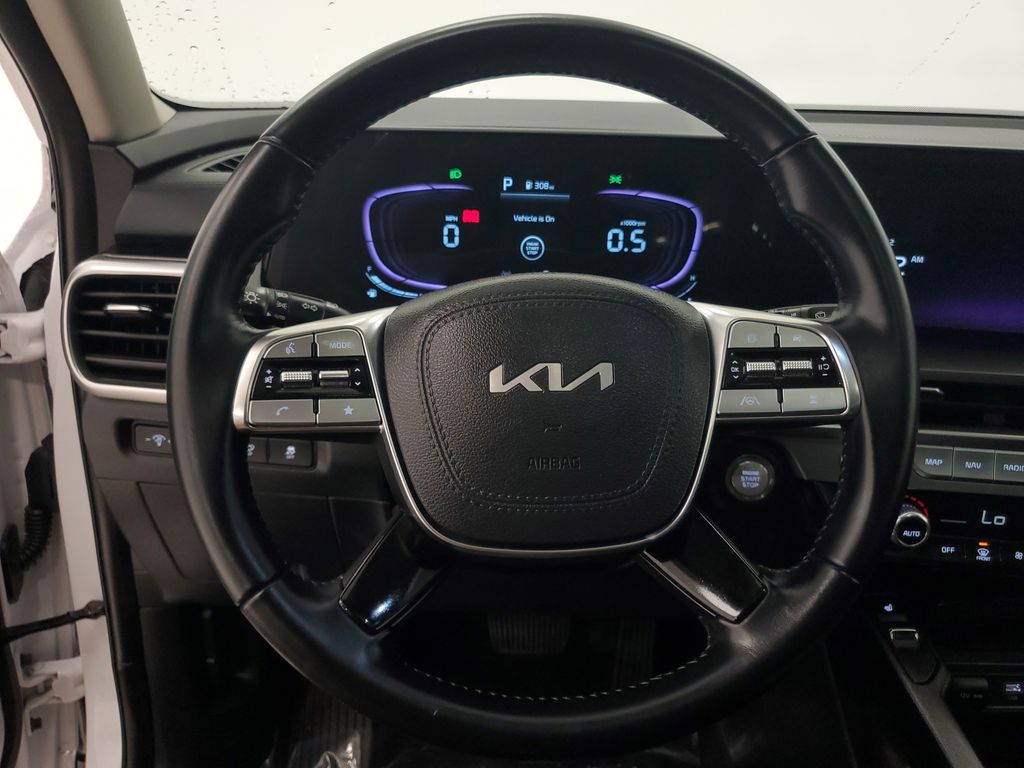 2025 Kia Telluride S - Photo 14