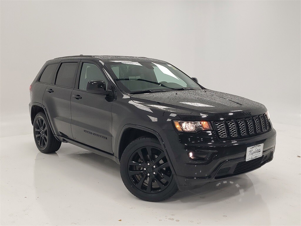 Used 2019 Jeep Grand Cherokee Laredo SUV