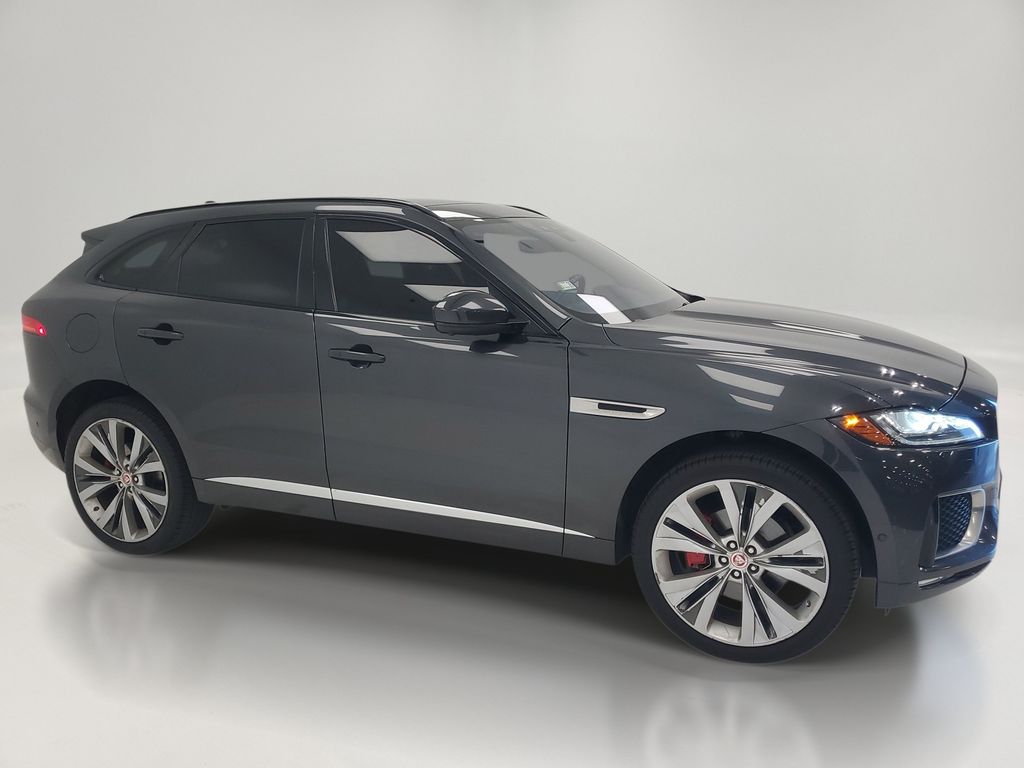 Used 2019 Jaguar F-Pace S with VIN SADCM2FV7KA600001 for sale in Lansing, IL