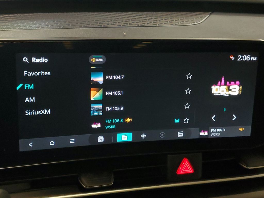 2025 Kia Carnival SX - Photo 21