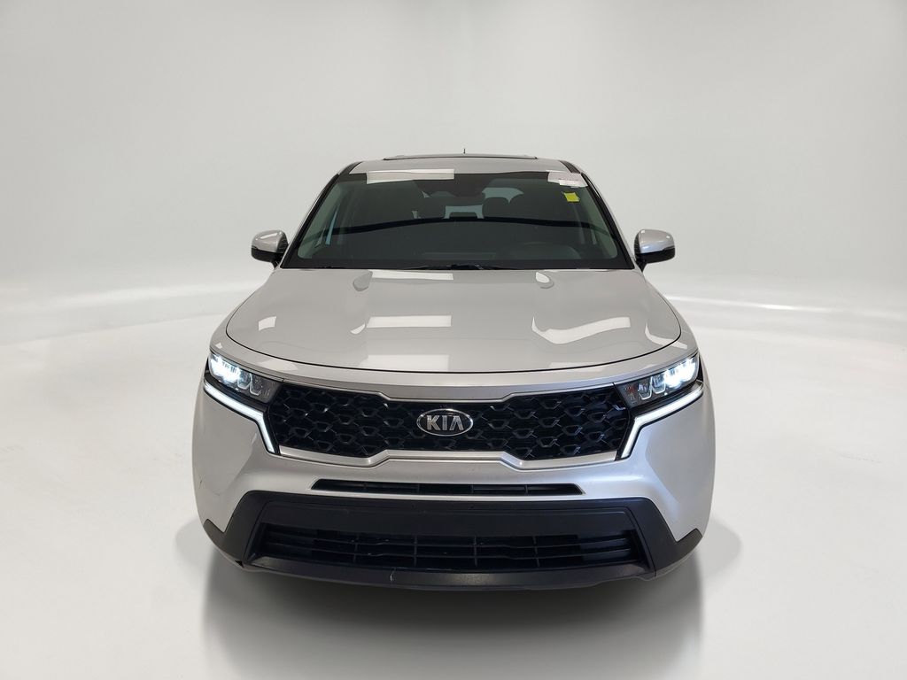 2021 Kia Sorento LX - Photo 2