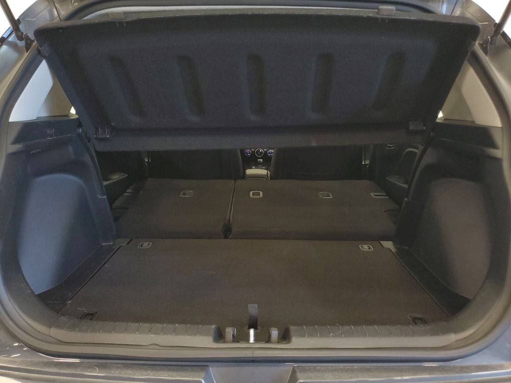 2025 Hyundai Venue SEL - Photo 25