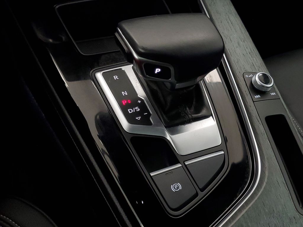 2021 Audi A4 Premium - Photo 22