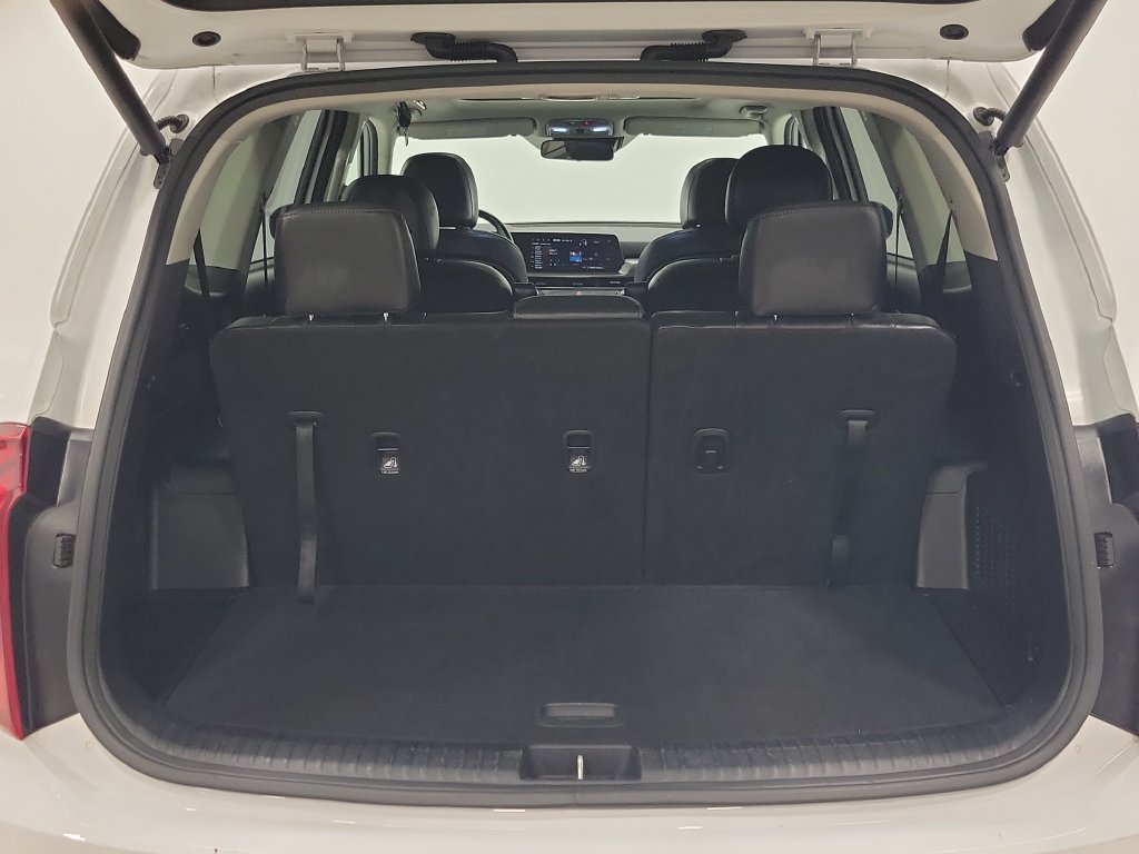 2025 Kia Telluride S - Photo 23
