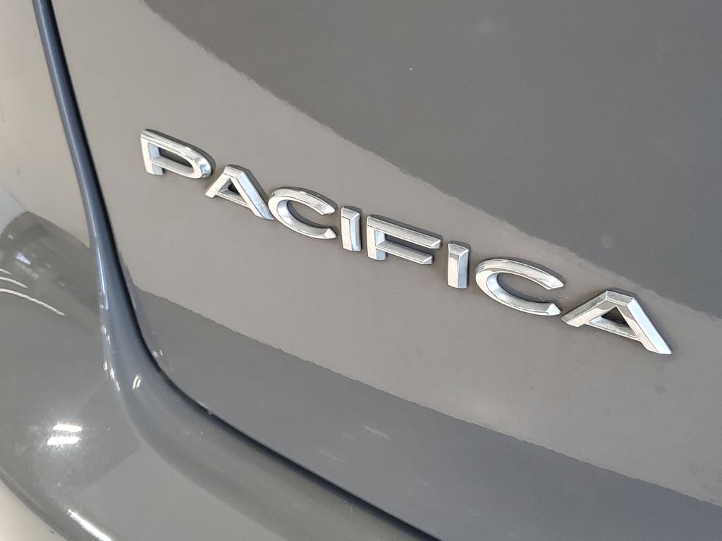 2023 Chrysler Pacifica Limited - Photo 7