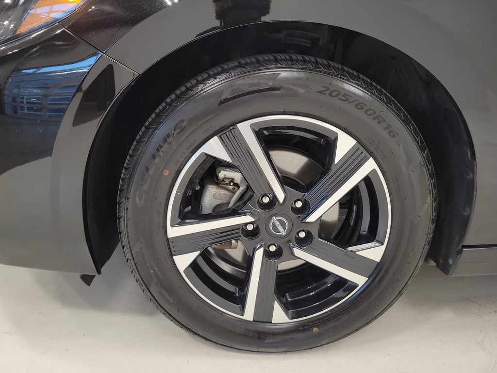 2024 Nissan Sentra SV - Photo 8