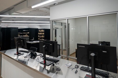 Napleton's River Oaks Kia Parts Department