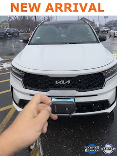 2023 Kia Sorento S SUV