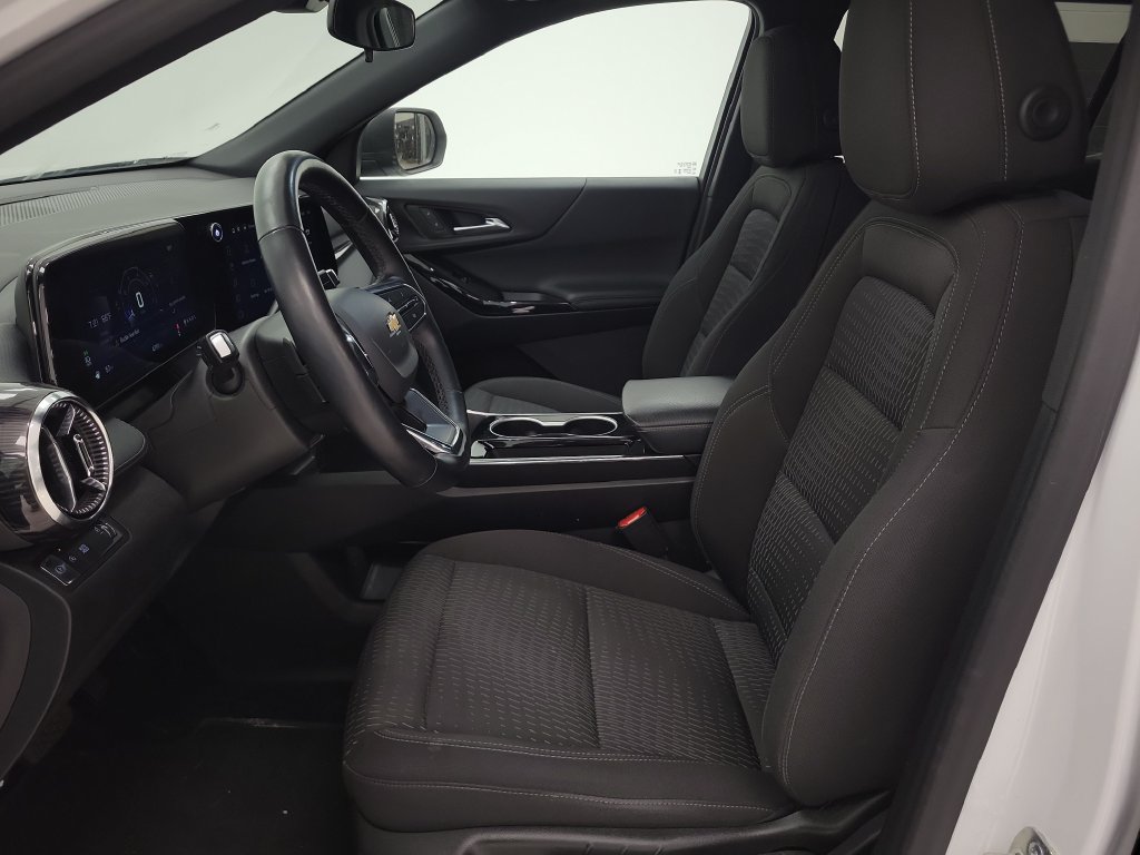 2025 Chevrolet Equinox LT - Photo 8