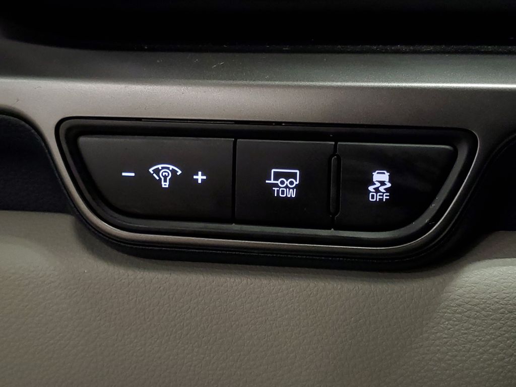 2025 Kia Carnival SX - Photo 13