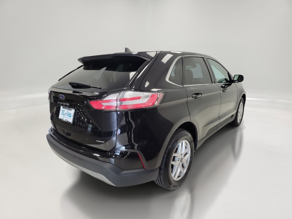 Used 2024 Ford Edge SEL SUV