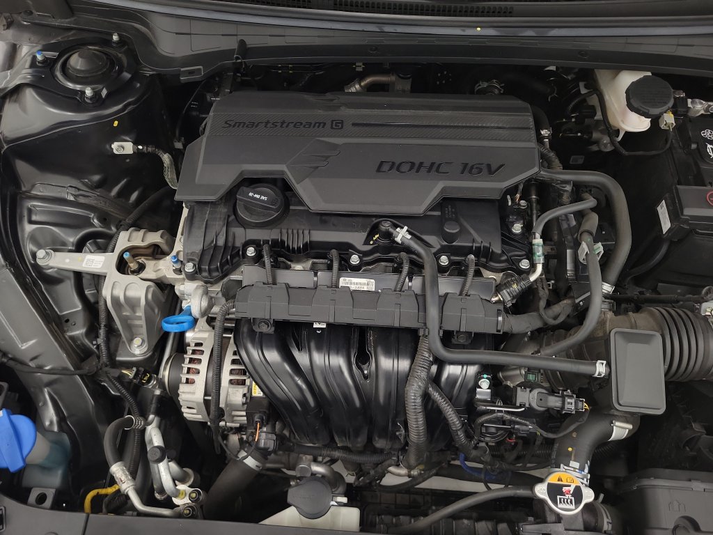 2025 Kia K4 LXS - Photo 11