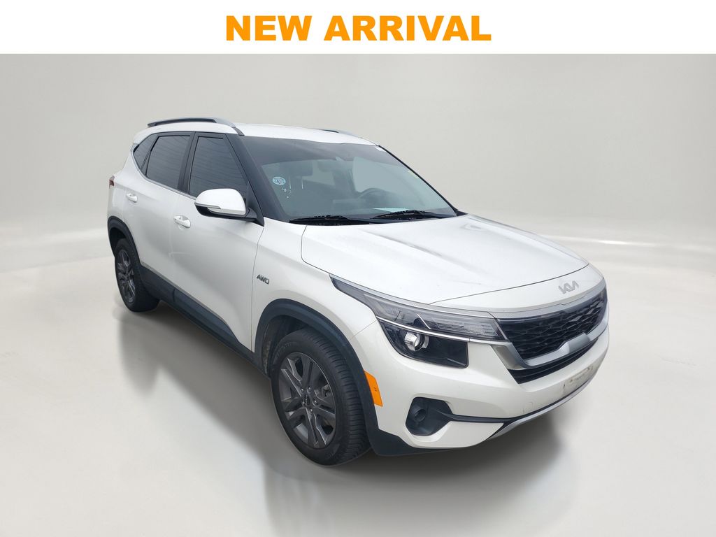 2023 Kia Seltos 2.0 S AWD's photo