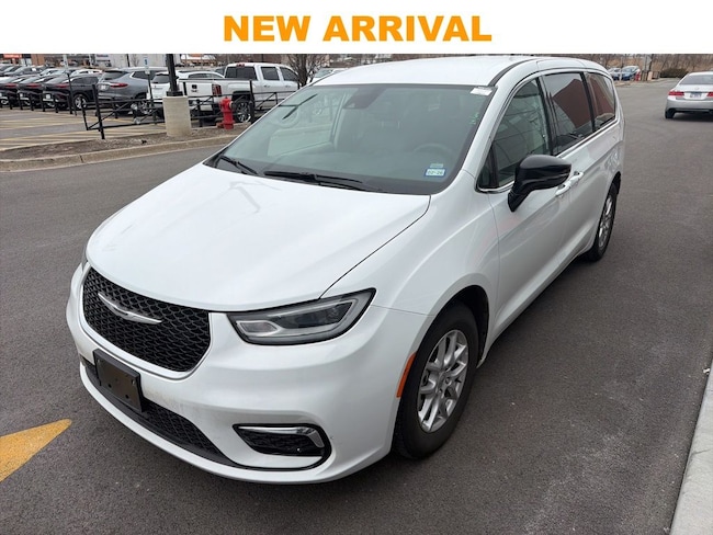 2024 Chrysler Pacifica Touring L Van Passenger Van