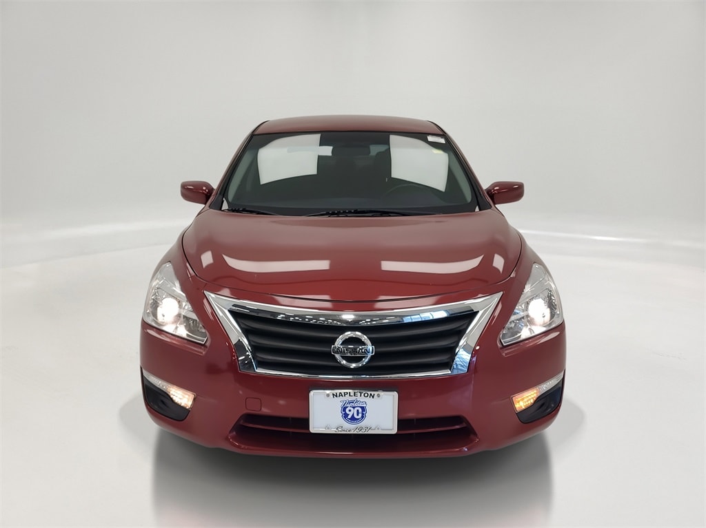 Used 2014 Nissan Altima 2.5 SV Sedan
