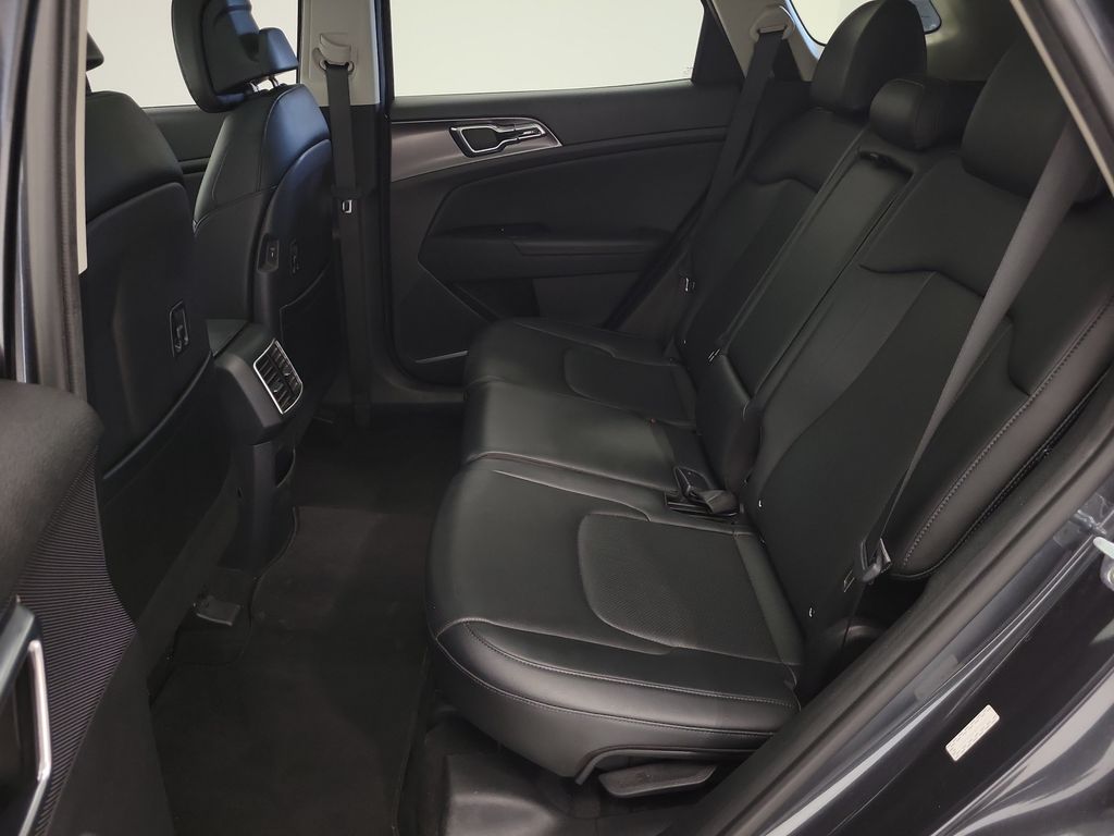 2023 Kia Sportage SX - Photo 22