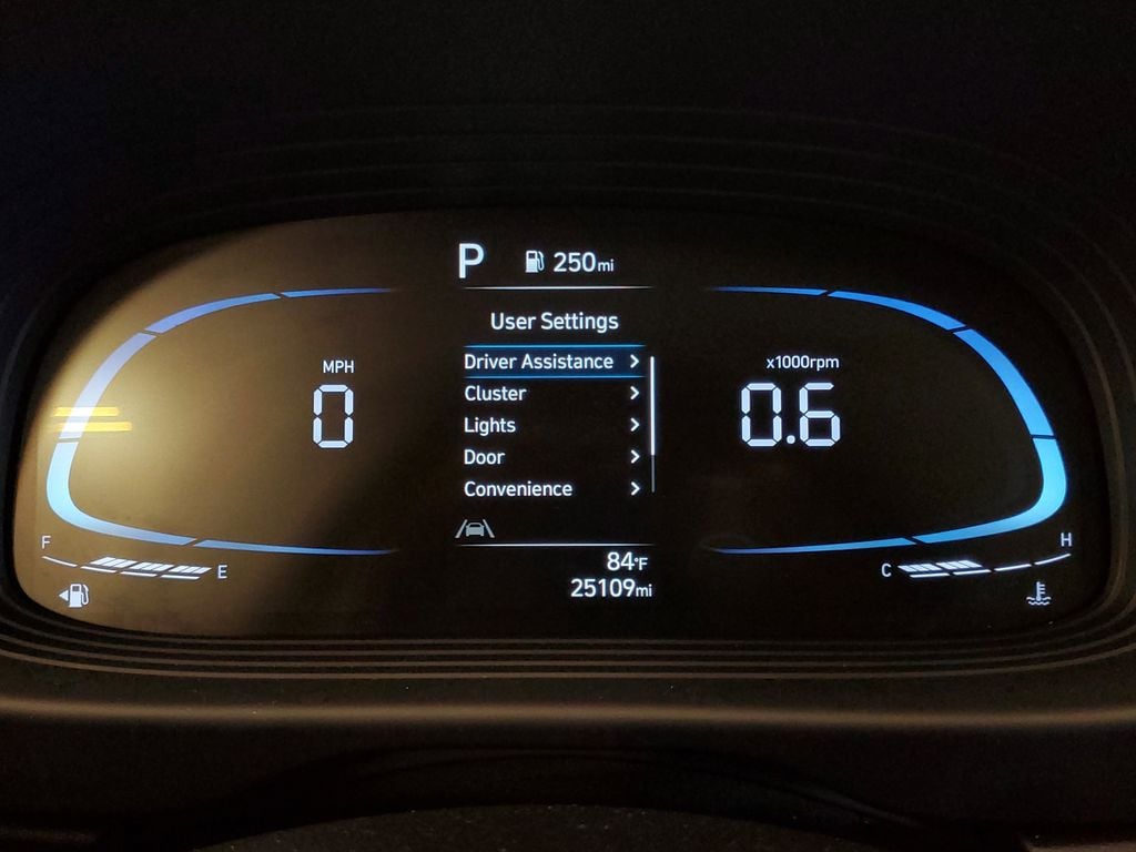 2025 Hyundai Venue SEL - Photo 17