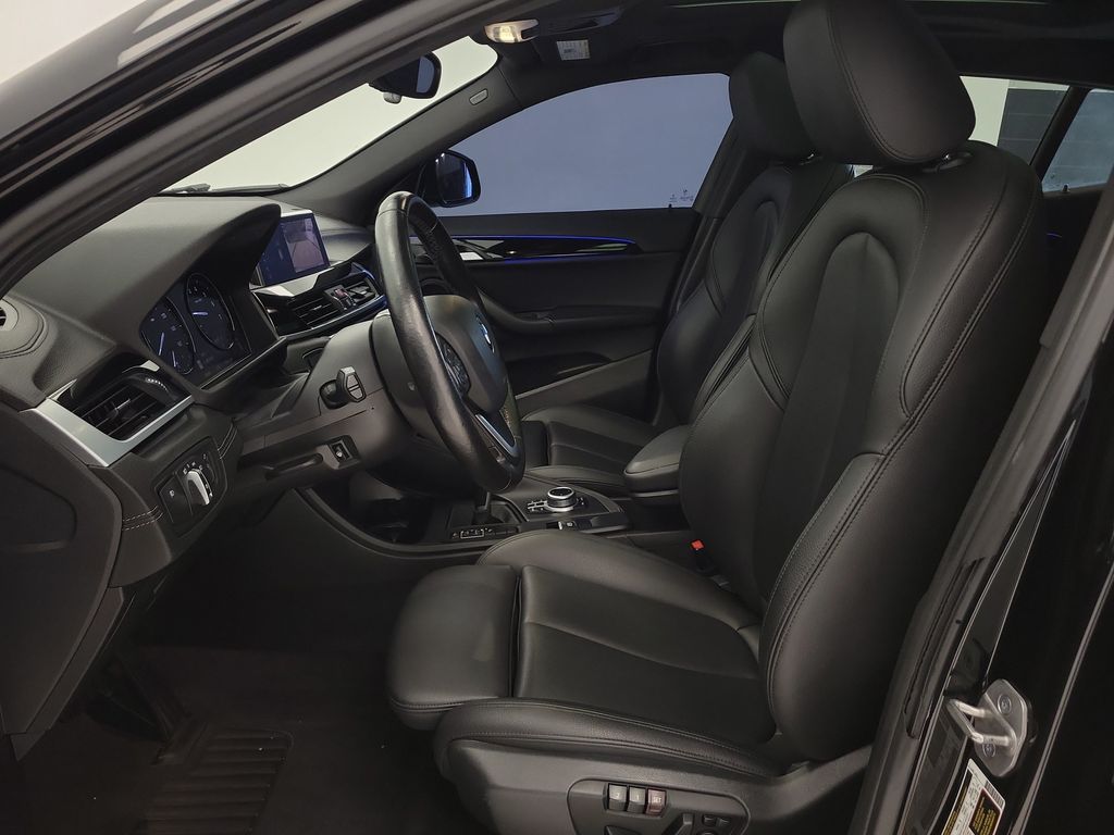 2022 BMW X2 28i - Photo 9