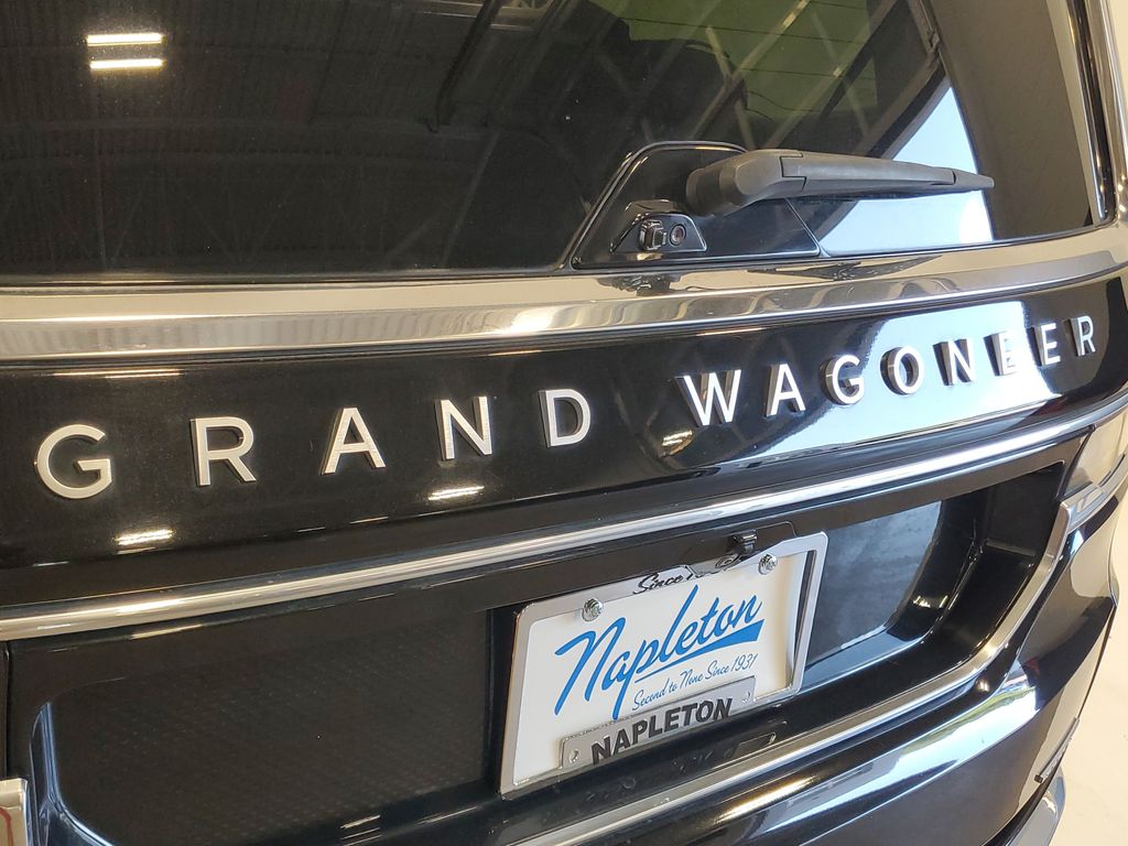 2023 Jeep Grand Wagoneer Series II - Photo 8